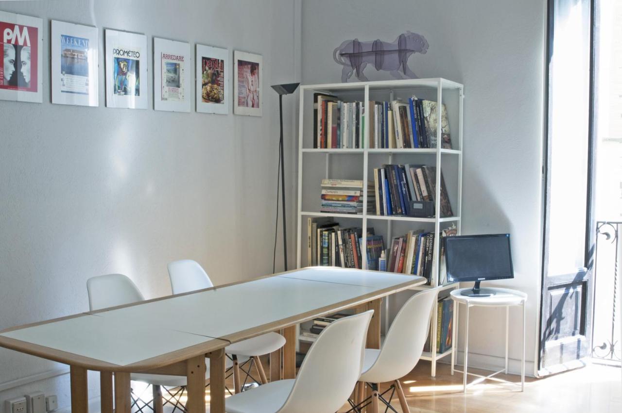 Liberty Two-Room Apartment In Porta Venezia Milan Luaran gambar